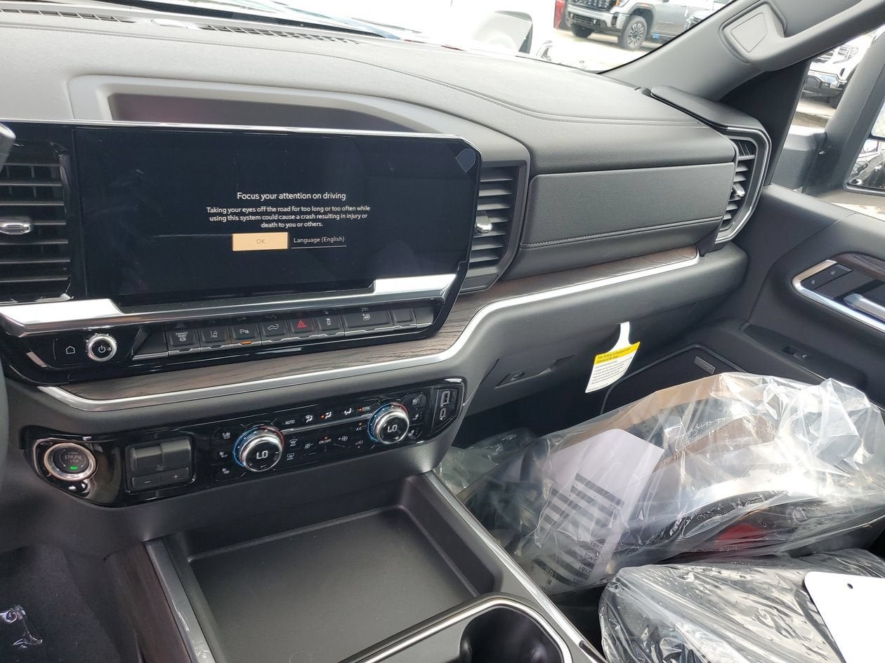 2026 GMC Sierra 3500 HD SLT DRW