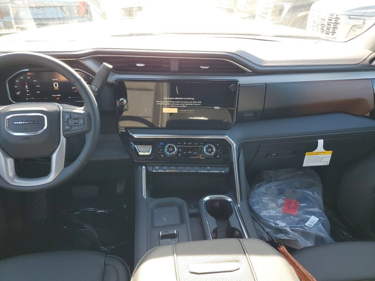 2026 GMC Sierra 3500 HD Denali DRW