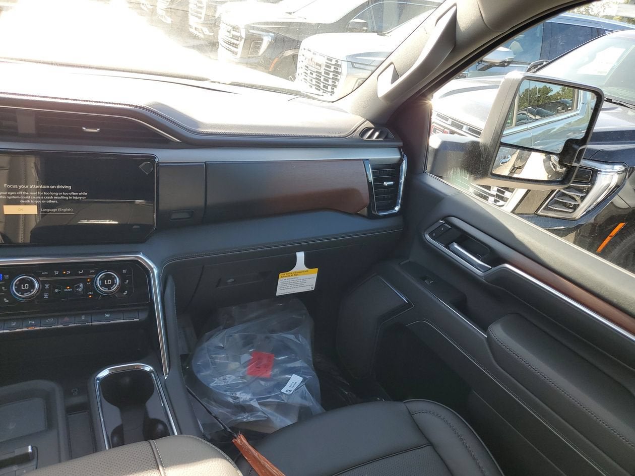 2026 GMC Sierra 3500 HD Denali DRW