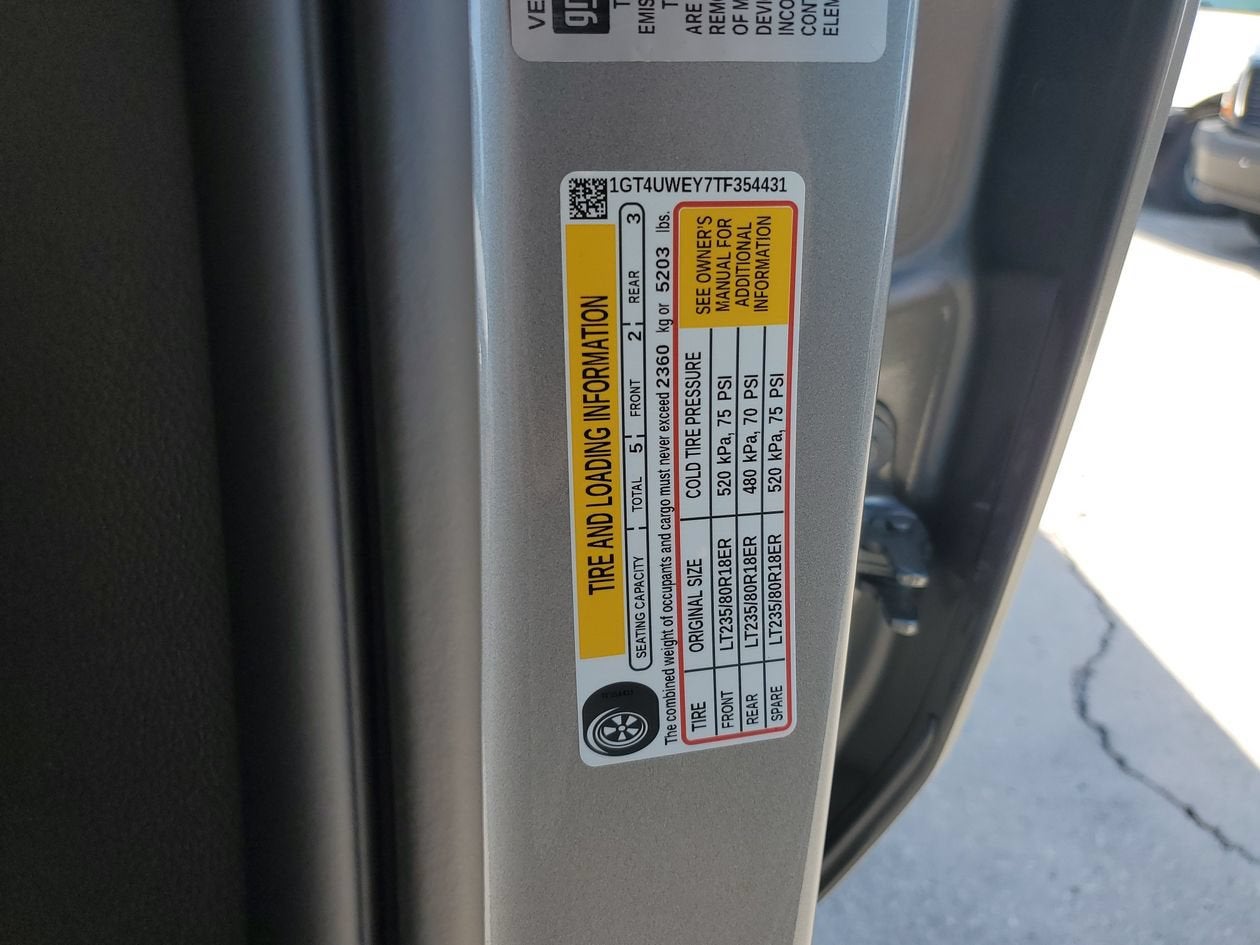 2026 GMC Sierra 3500 HD Denali DRW