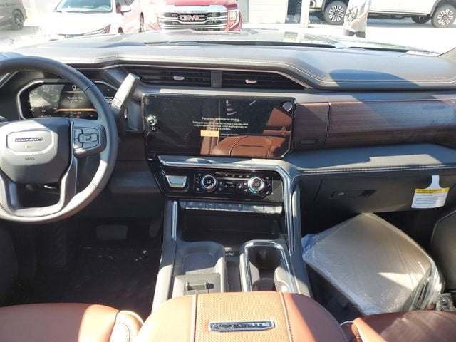 2026 GMC Sierra 3500 HD Denali Ultimate DRW