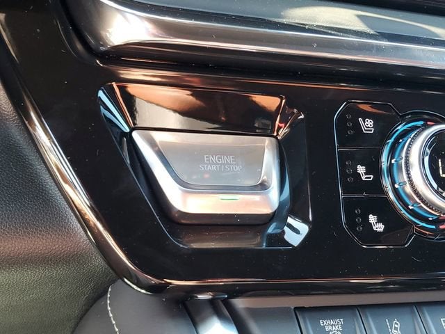 2026 GMC Sierra 3500 HD Denali Ultimate DRW