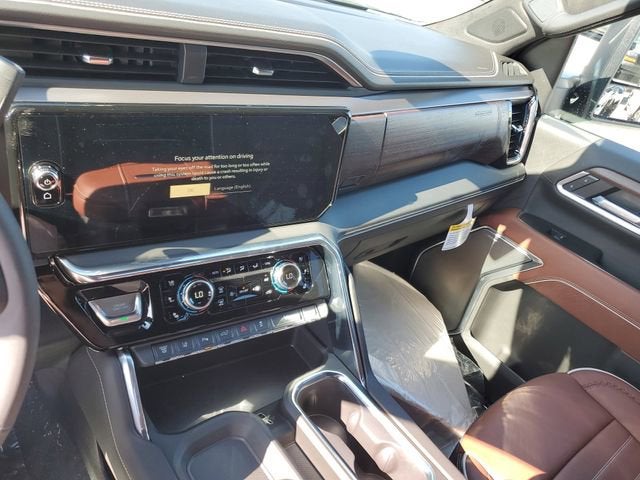 2026 GMC Sierra 3500 HD Denali Ultimate DRW
