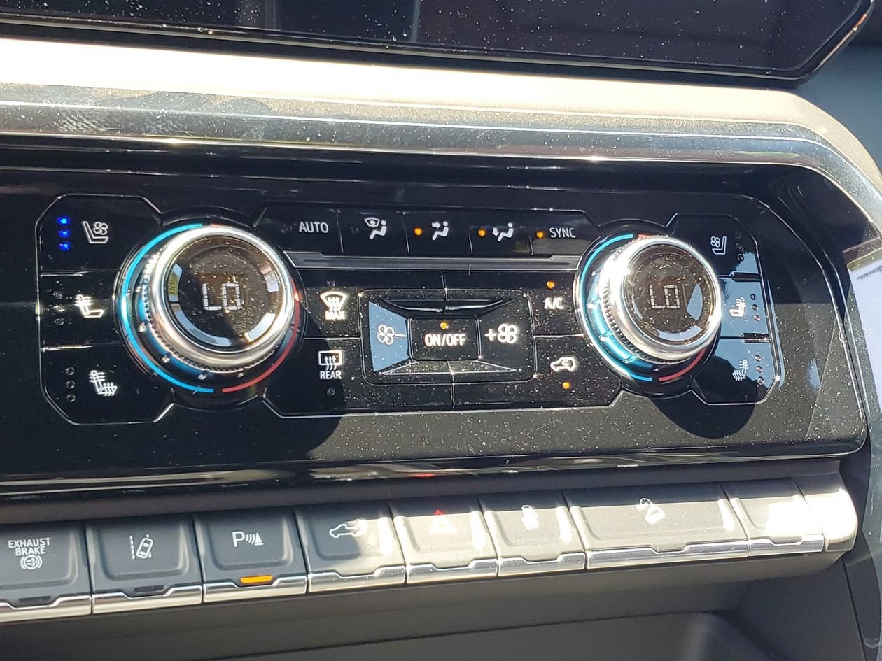 2026 GMC Sierra 3500 HD Denali Ultimate