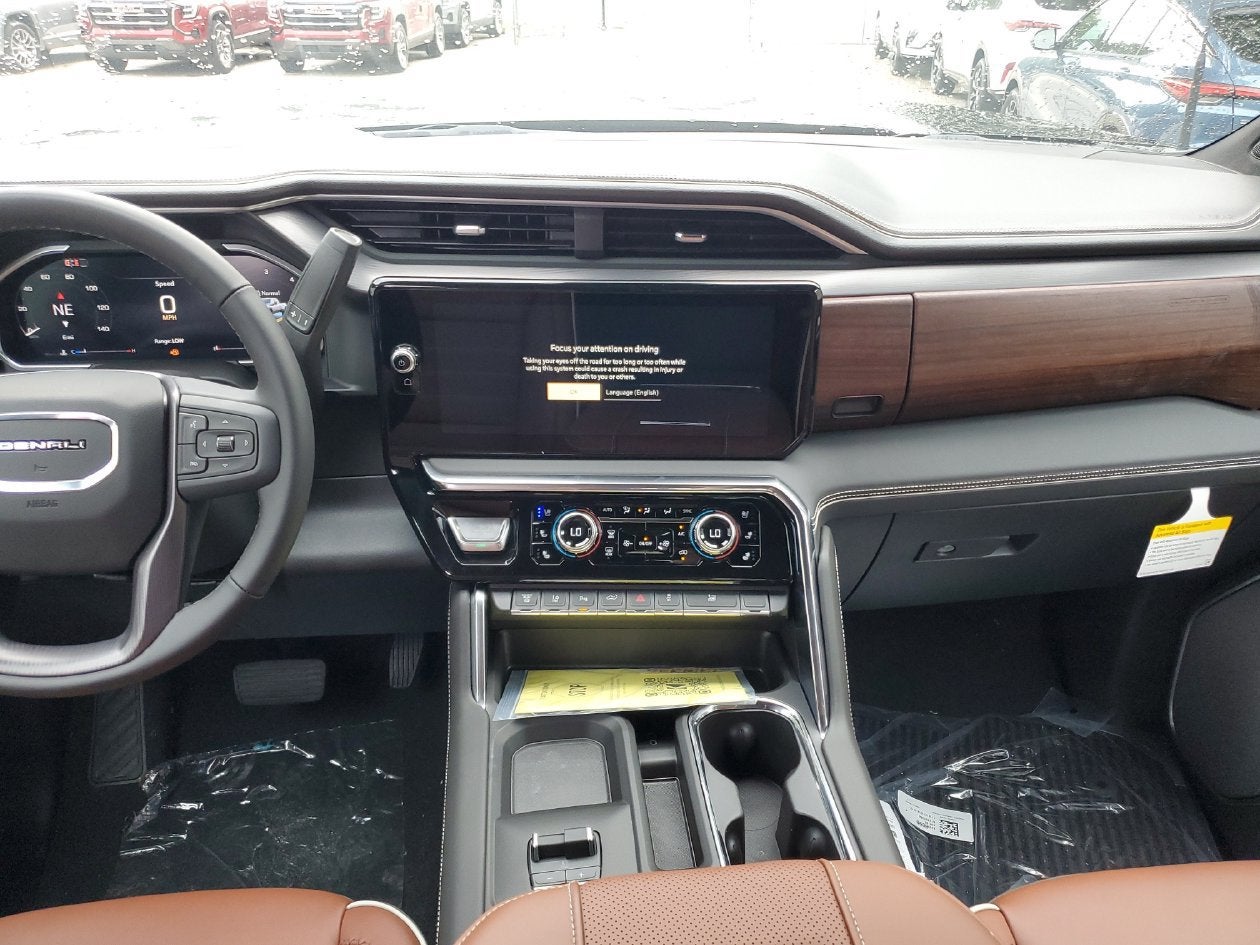 2026 GMC Sierra 3500 HD Denali Ultimate DRW