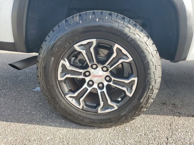 2023 GMC Canyon AT4