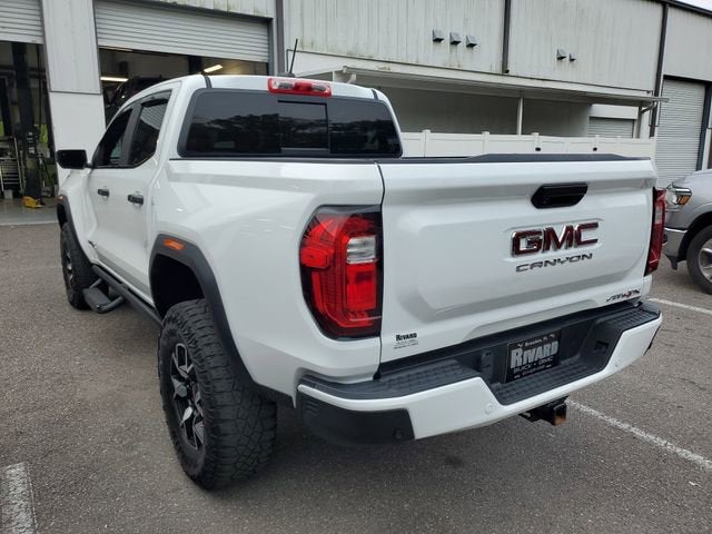 2023 GMC Canyon AT4X