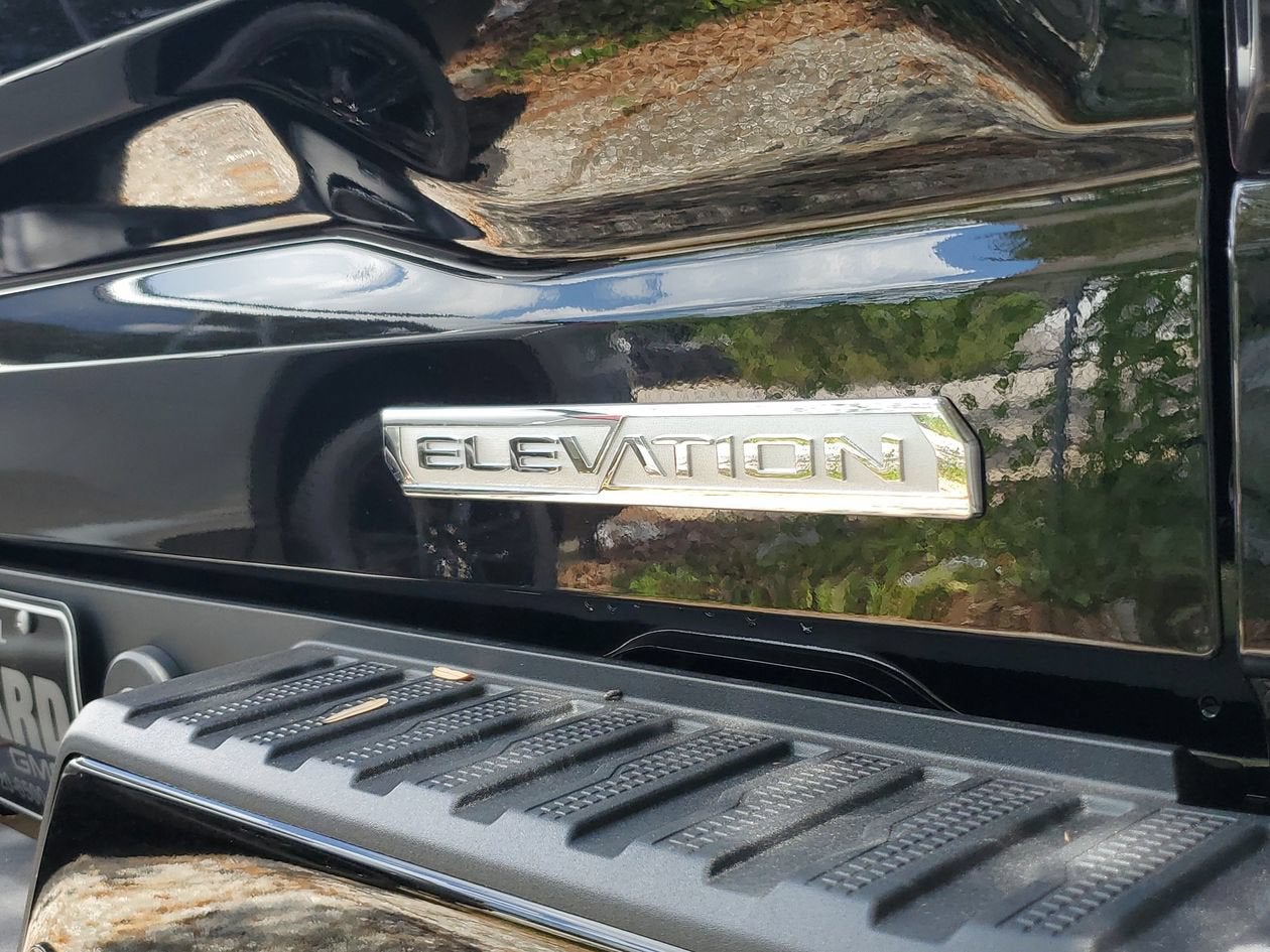 2026 GMC Sierra 1500 Elevation