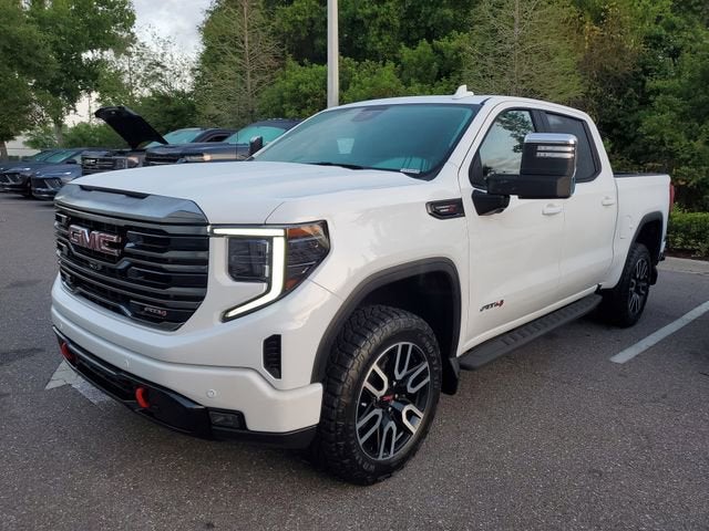 2024 GMC Sierra 1500 AT4