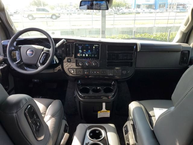 2025 GMC Savana Cargo 2500 Work Van