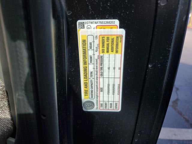 2025 GMC Savana Cargo 2500 Work Van