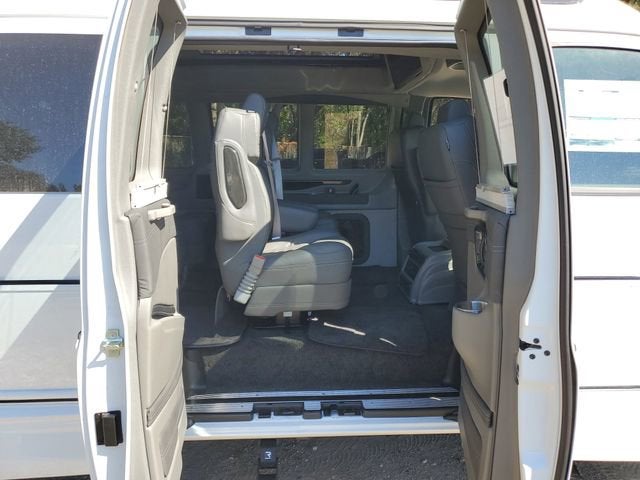 2025 GMC Savana Cargo 2500 Work Van