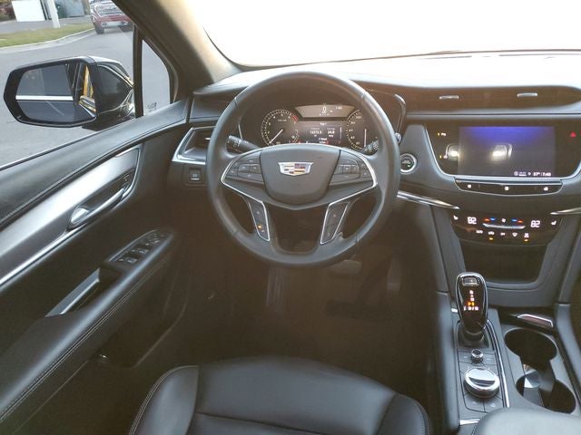 2021 Cadillac XT5 Luxury