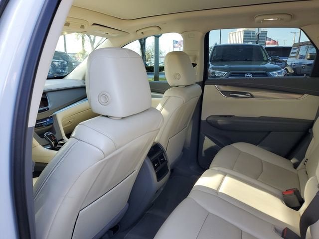 2022 Cadillac XT5 Premium Luxury