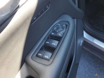 2025 Cadillac XT6 Luxury