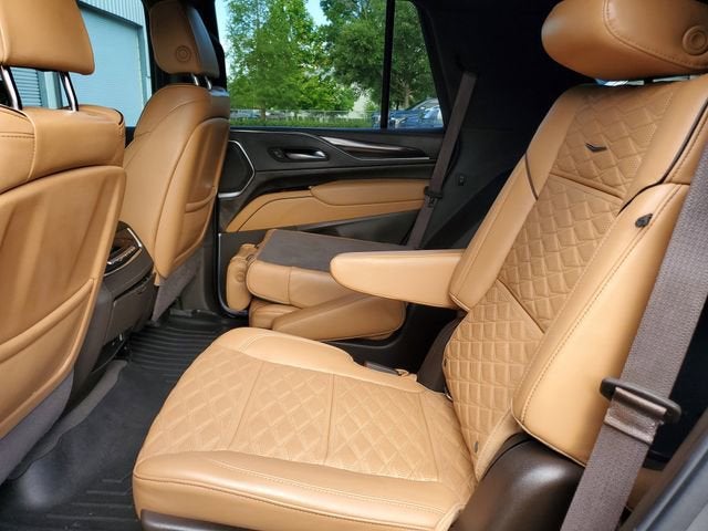 2022 Cadillac Escalade Premium Luxury