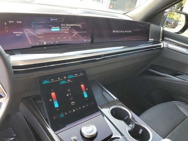 2025 Cadillac Escalade Premium Luxury