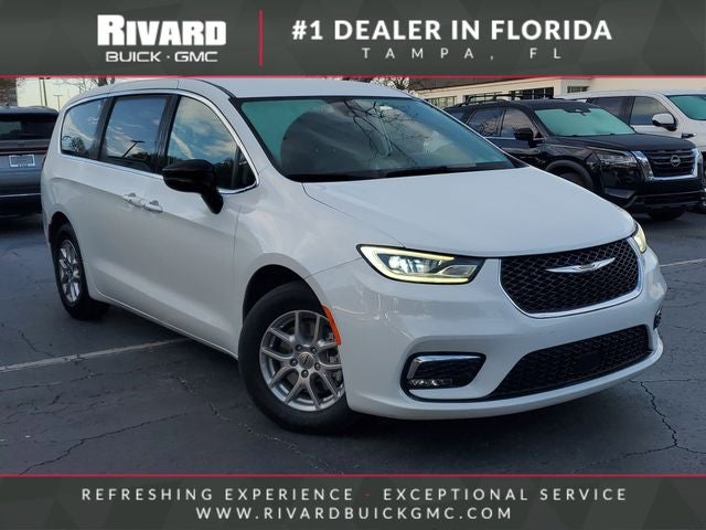 2024 Chrysler Pacifica Touring L