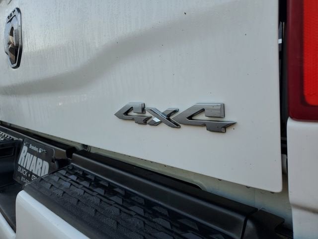 2022 RAM 2500 Big Horn Crew Cab 4x4 6'4" Box