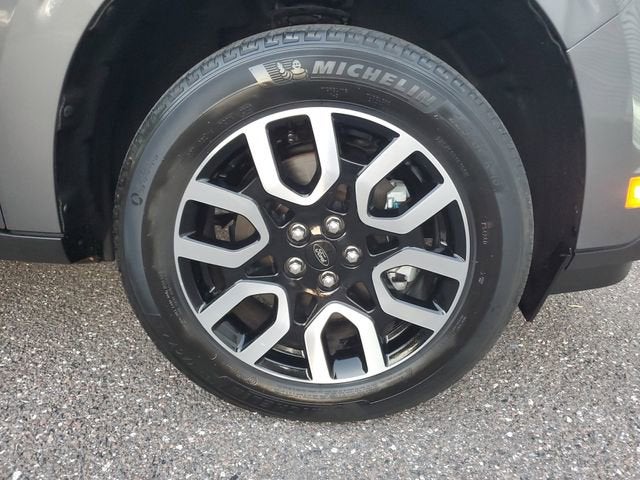 2023 Ford Maverick XL