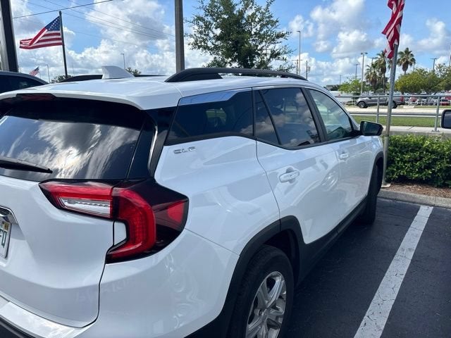2023 GMC Terrain SLE