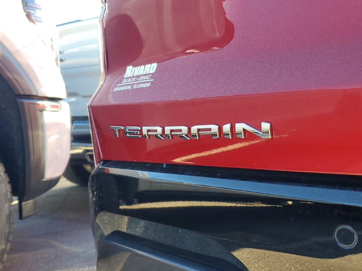 2027 GMC Terrain AT4