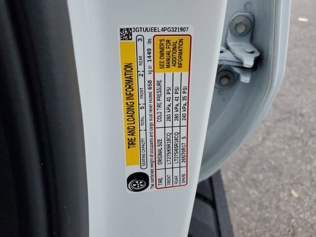 2023 GMC Sierra 1500 AT4