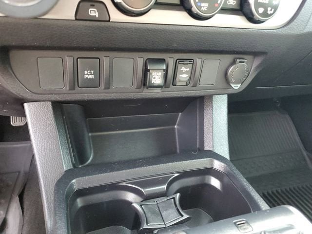 2019 Toyota Tacoma SR5 V6