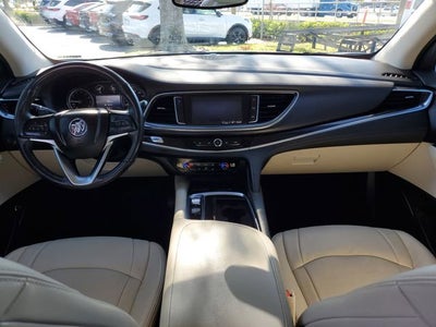 2022 Buick Enclave Essence