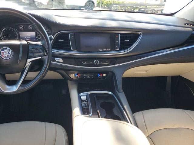 2022 Buick Enclave Essence