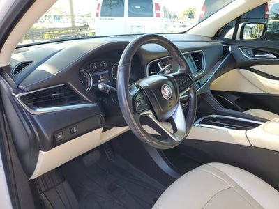 2022 Buick Enclave Essence