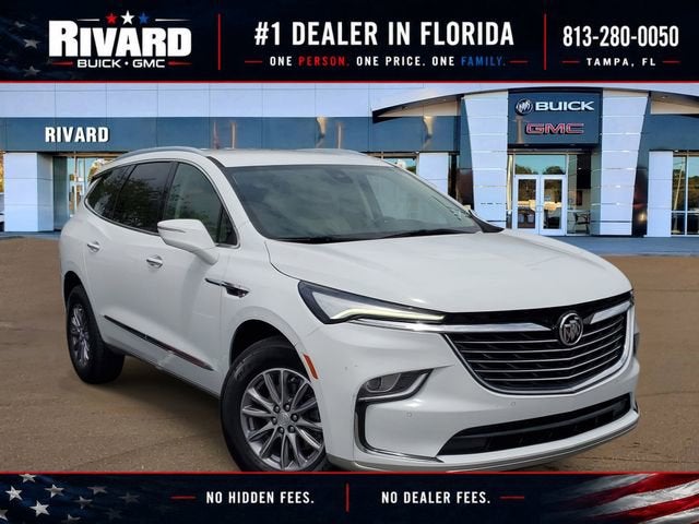 2022 Buick Enclave Essence