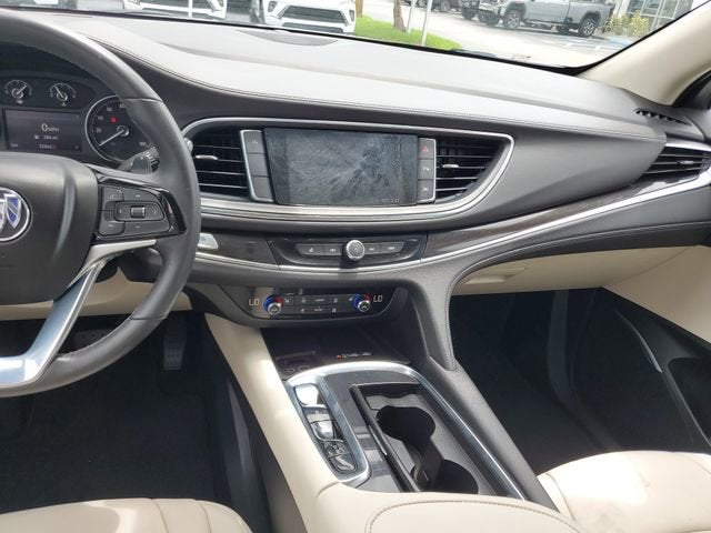 2022 Buick Enclave Essence