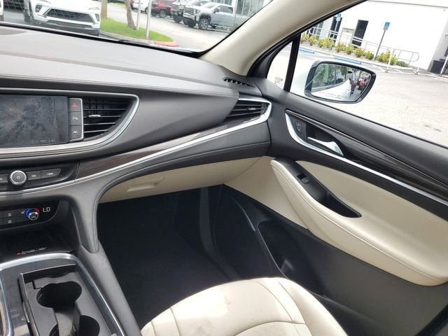2022 Buick Enclave Essence