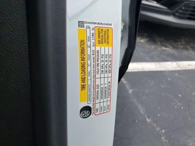 2022 Buick Enclave Essence