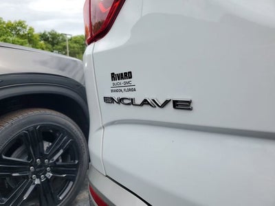 2022 Buick Enclave Essence