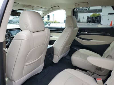 2022 Buick Enclave Essence