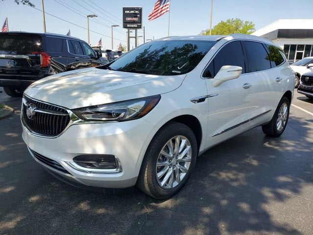 2021 Buick Enclave Essence