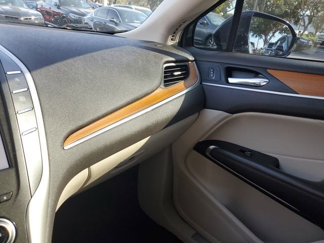 2019 Lincoln MKC Select