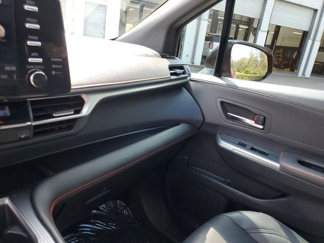 2022 Toyota Sienna XSE