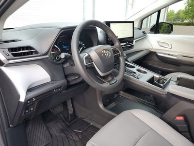 2026 Toyota Sienna XLE