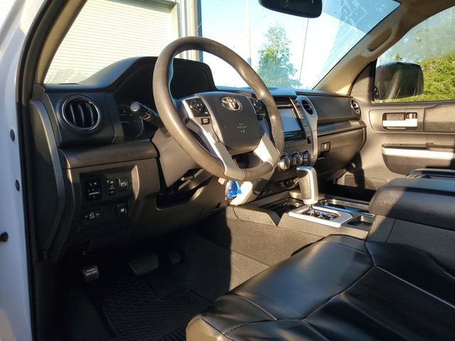 2014 Toyota Tundra 2WD Truck SR5