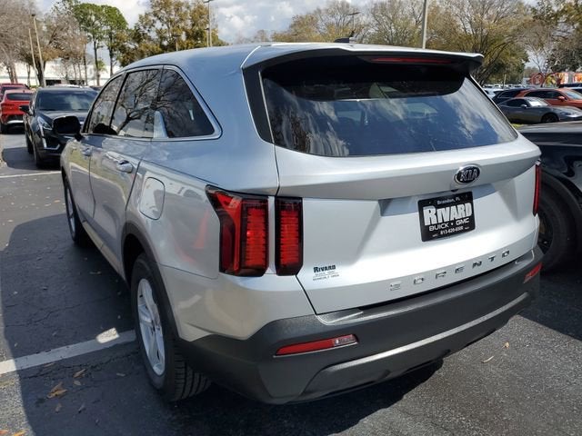 2021 Kia Sorento LX