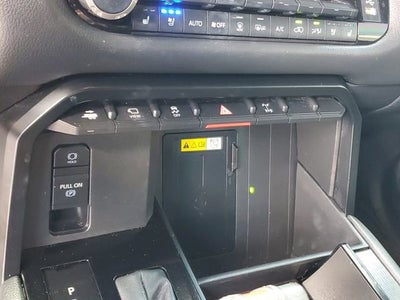 2024 Toyota Sequoia SR5