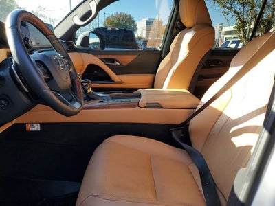 2025 Lexus LX 600 Luxury