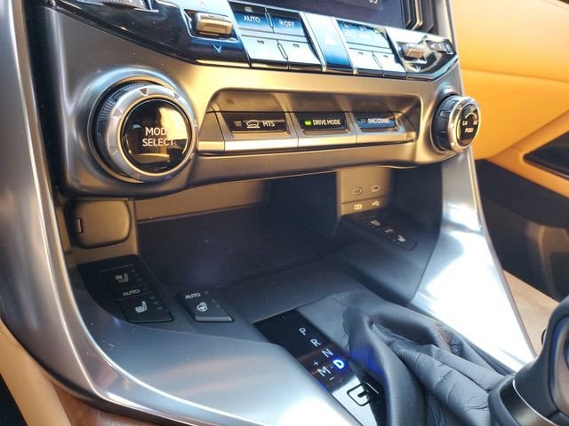 2025 Lexus LX 600 Luxury