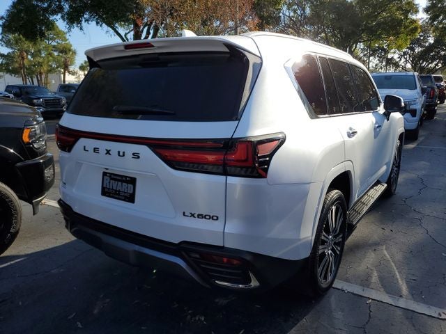 2025 Lexus LX 600 Luxury