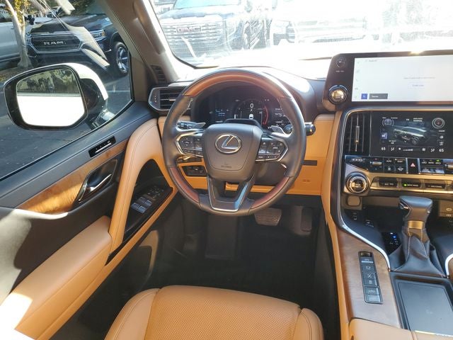 2025 Lexus LX 600 Luxury
