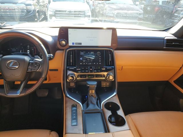 2025 Lexus LX 600 Luxury