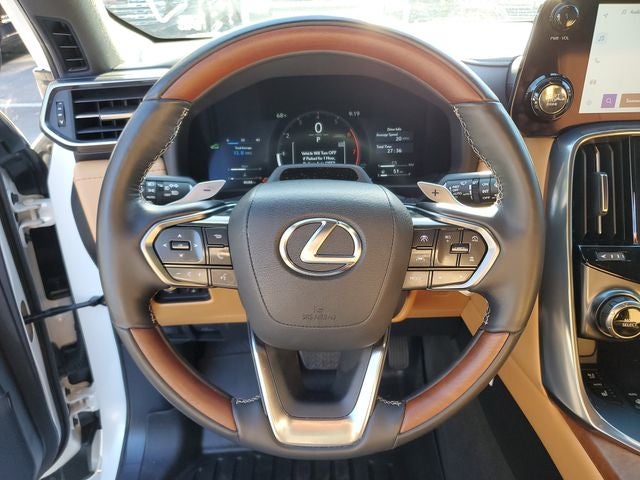 2025 Lexus LX 600 Luxury